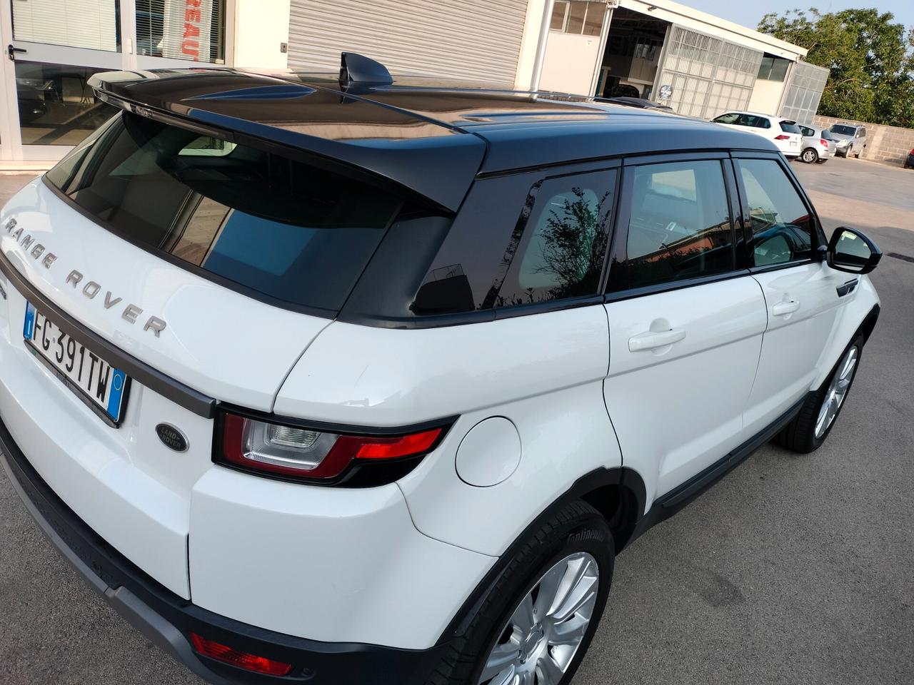 Land Rover Range Evoque 2.0 TD4 150 CV 5p. SE