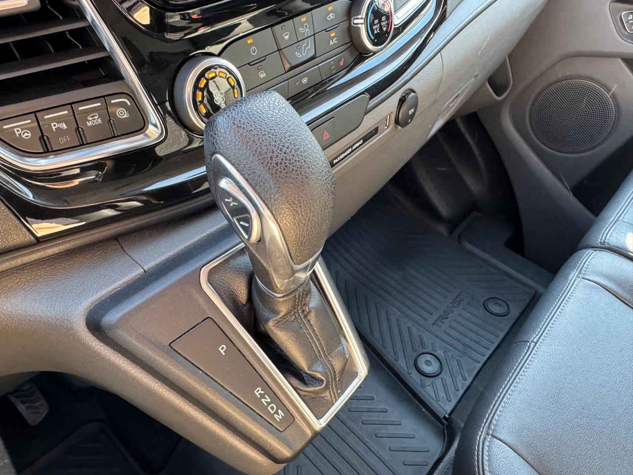 Ford Transit Custom Van Sport 2.0TDCi 185CV Autom. L1H1