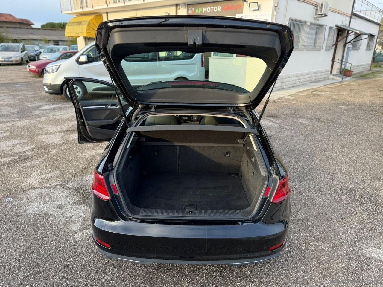 AUDI A3 SPB 1.4 TFSI G-tron AMBIENTE