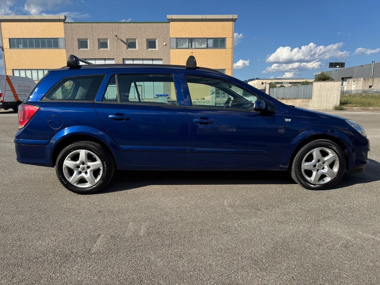Opel Astra 1.7 CDTI 101CV 5 porte Cosmo