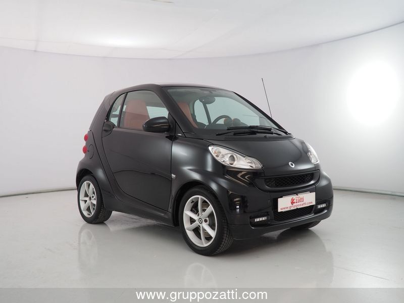 smart fortwo fortwo 1.0 MHD 71 cv coup�� pulse