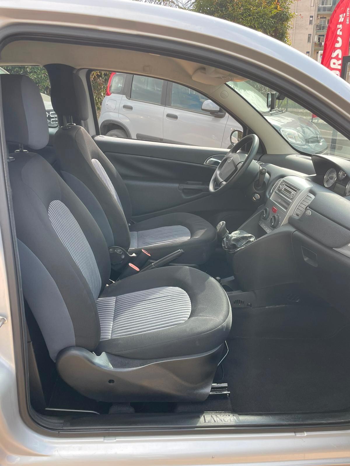Lancia Ypsilon 1.2 Benzina"110.000 Km"