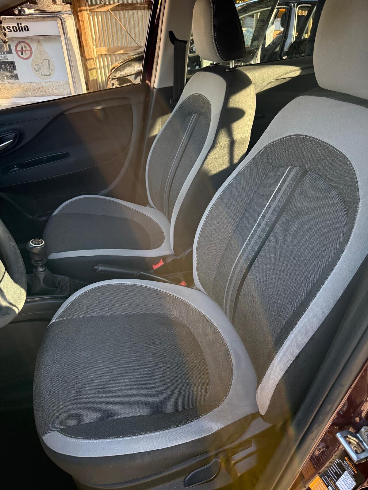 Punto evo 1.4 natural power Neopatentati UNIPRO