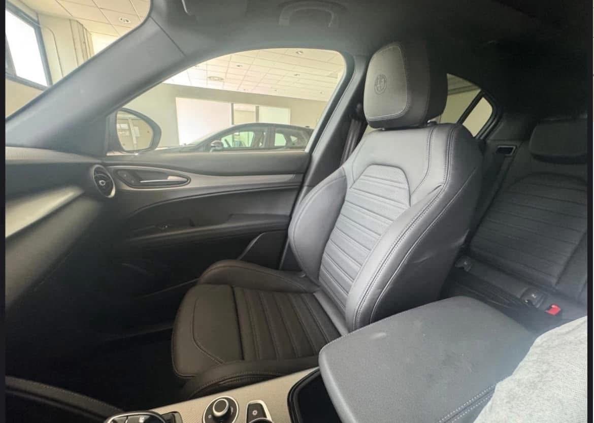 Alfa Romeo Stelvio 2.2 Turbodiesel 210 CV AT8 Q4 Veloce NOLEGGIO