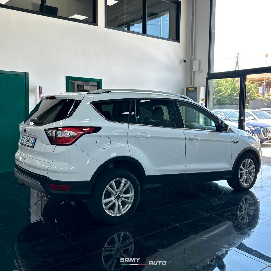 Ford Kuga 1.5 TDCI 120 CV S&S 2WD ST-Line Business