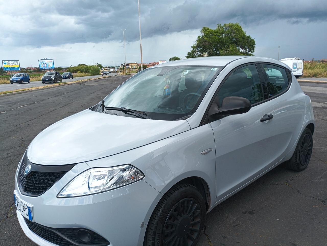 Lancia Ypsilon 1.2 69 CV UNIPRO' SOLO KM 14000