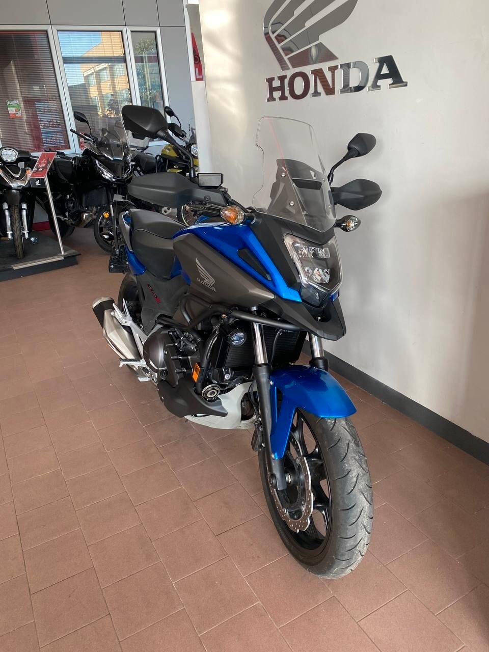 Honda NC 750 x dct
