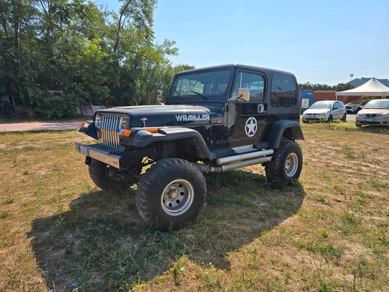 Jeep Wrangler 2.5 Laredo