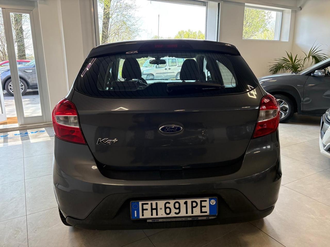 Ford Ka 1.2 Ti-VCT 85CV Black & White -