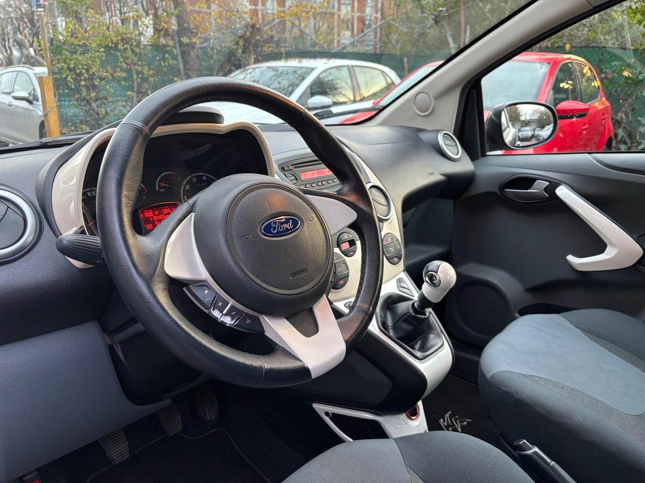 Ford Ka 1.2 8V 69CV titanium OK NEOPATENTATI