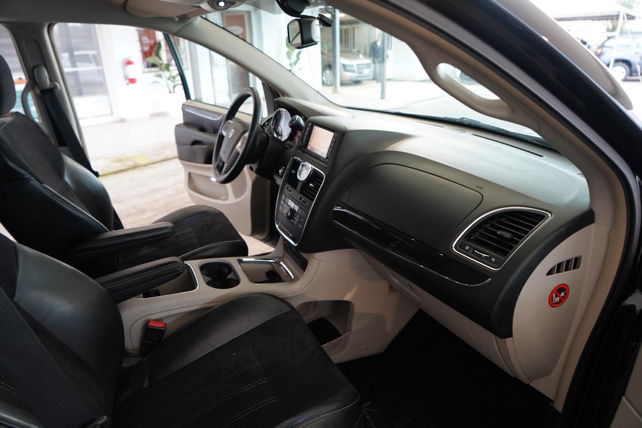 Lancia Voyager 2.8 Turbodiesel Platinum 177 CV