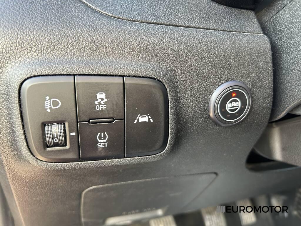 Hyundai i10 1.0 Econext Tech Connect Pack