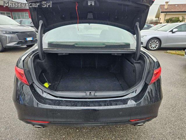 ALFA ROMEO Giulia Giulia 2.2 t Super Q4 180cv awd auto - FR618PN