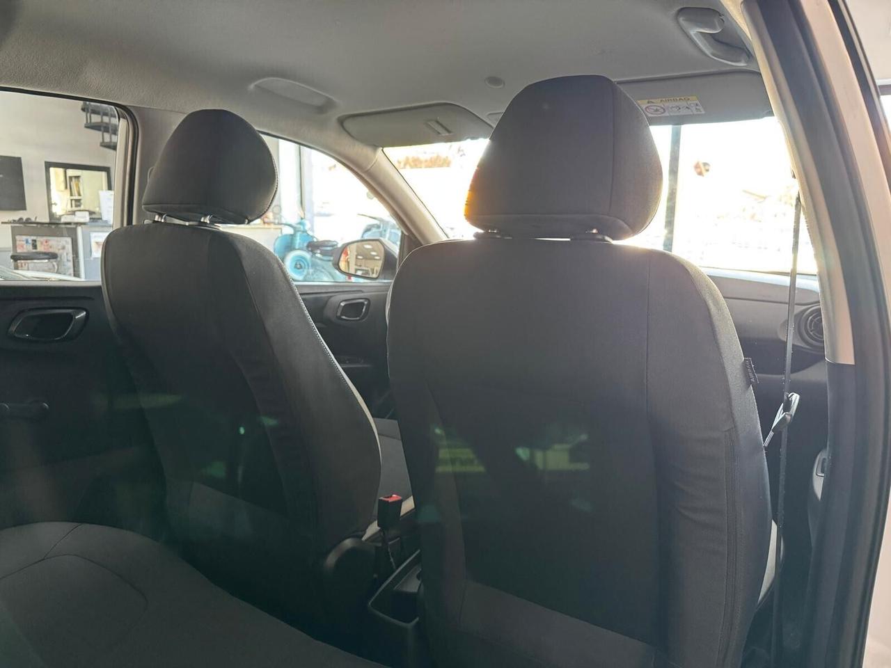 Hyundai i10 1.0 MPI Tech A/T PARI AL NUOVO FULL OPTIONAL