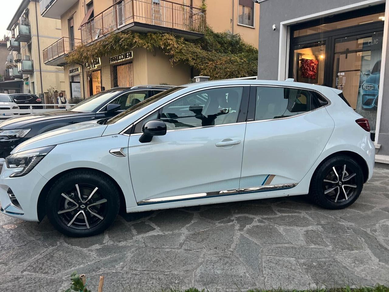 RENAULT CLIO HYBRID E-TECH RS LINE 140cv NEOPAT