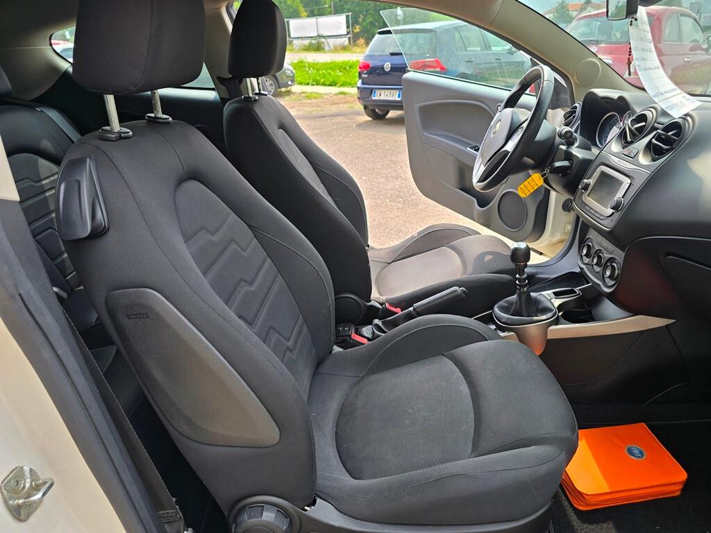 Alfa Romeo MiTo 1.4 78 CV Distinctive IDEALE PER NEO PATENTATI