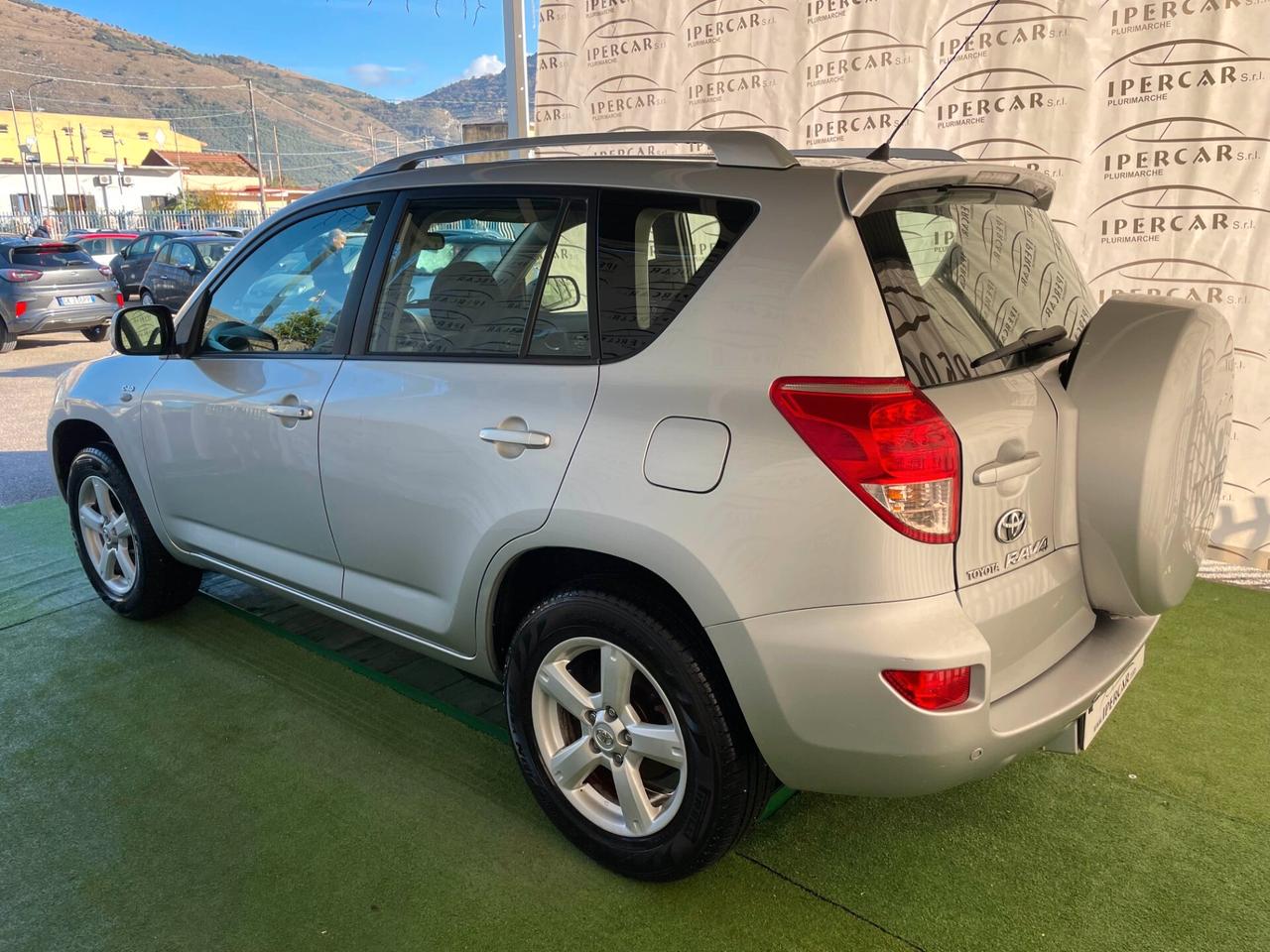 Toyota RAV 4 RAV4 2.2 D-4D 136 CV Sol