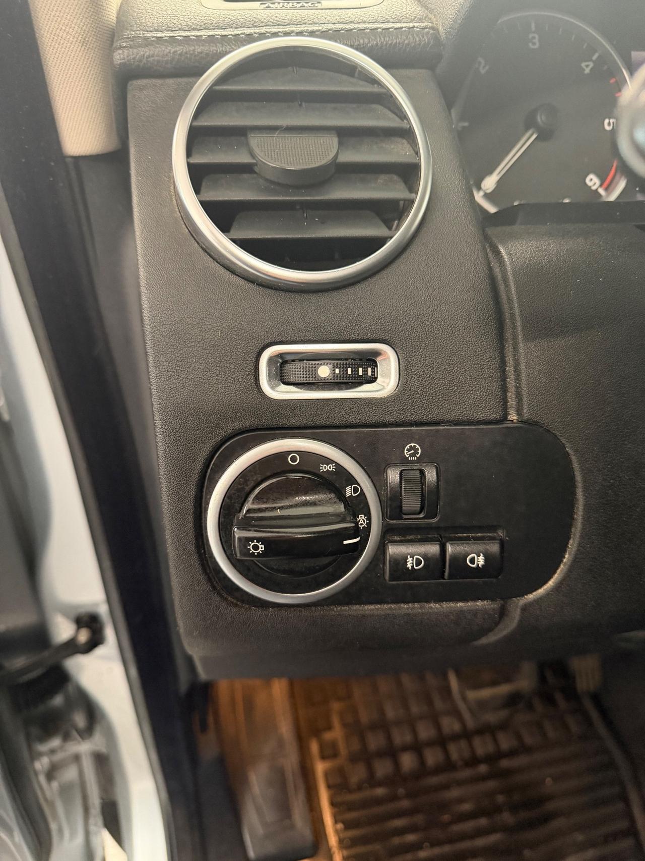 Land Rover Discovery 4 3.0 TDV6 HSE