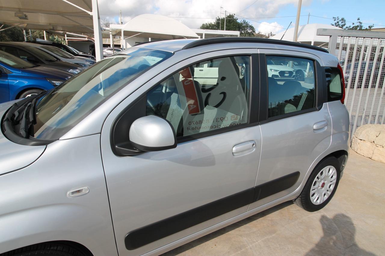 Fiat Panda 1.2 Lounge 69cv |43.000 km | 2019