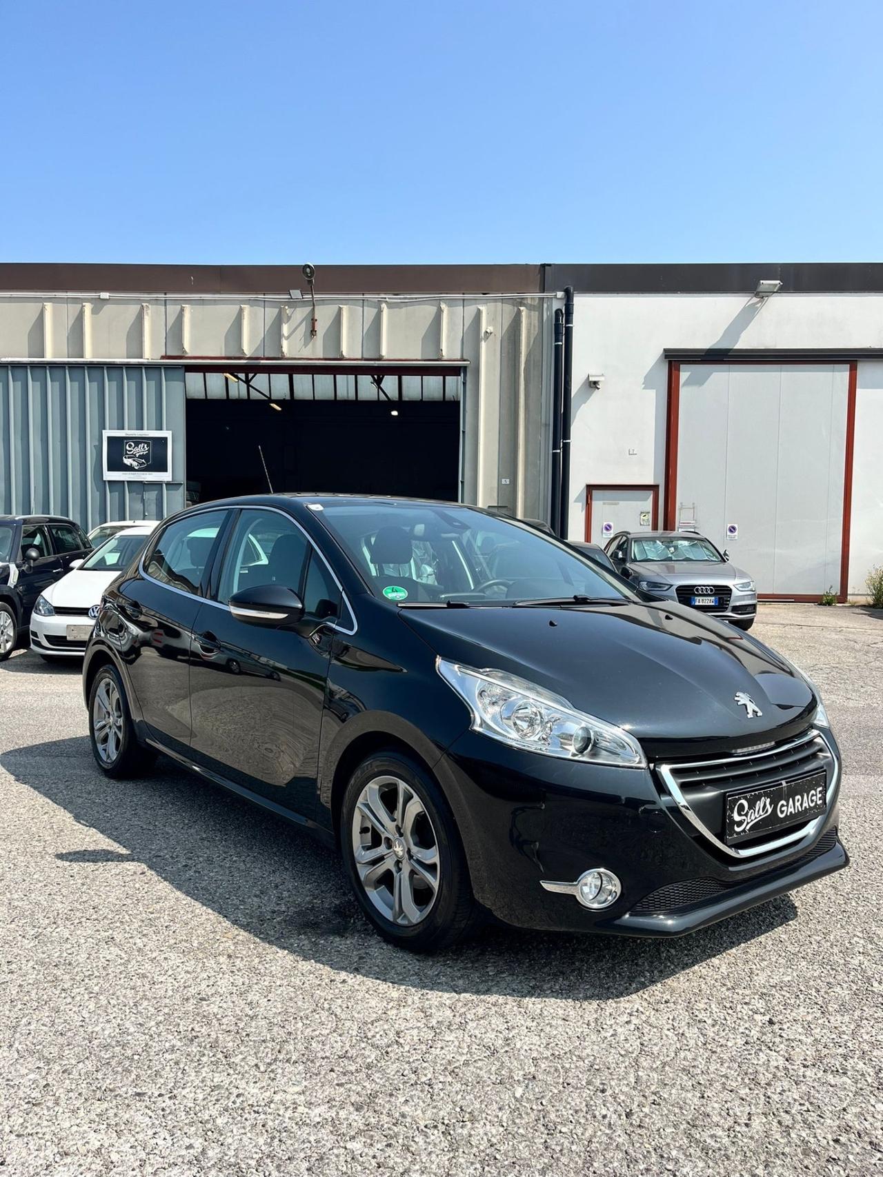 Peugeot 208 1.2 Neopatentati
