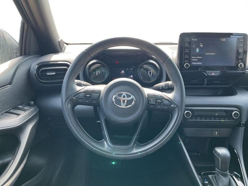 Toyota Yaris IV 2020 1.5h Lounge