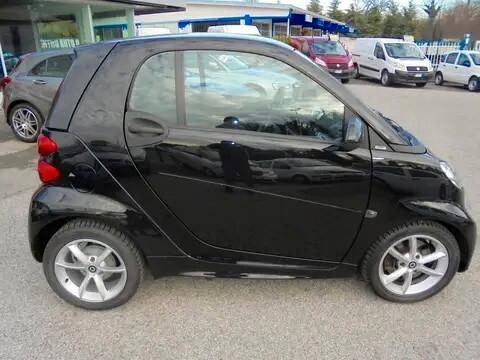 Smart ForTwo 1000 52 kW MHD coupé pulse