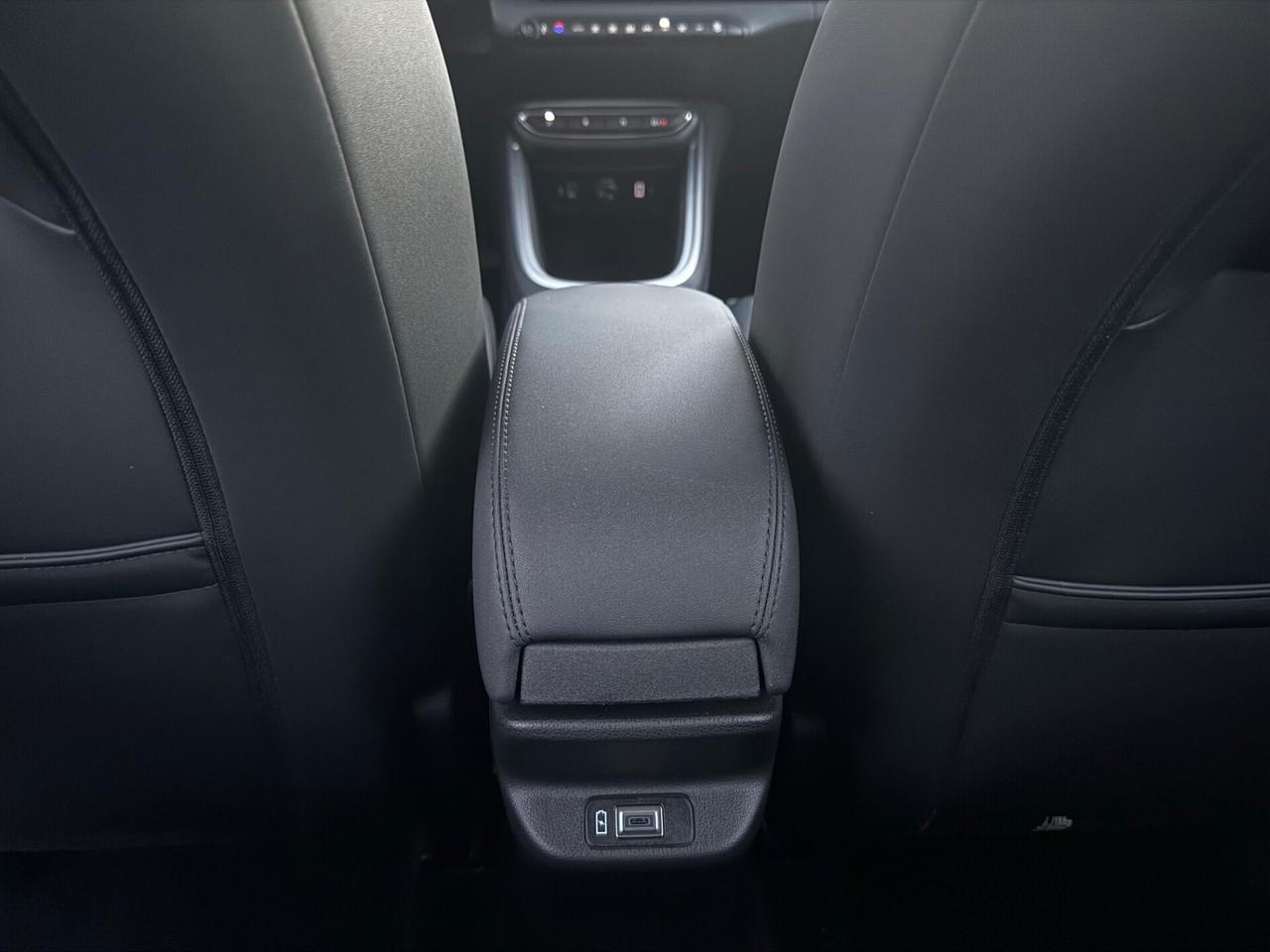 Jeep Avenger 1.2 Hybrid 110 CV Altitude