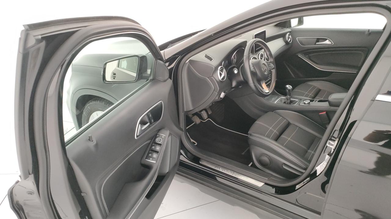 Mercedes-Benz GLA 180 d (cdi) Sport