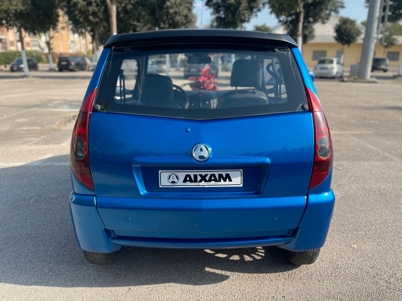 Minicar Aixam City blue edition