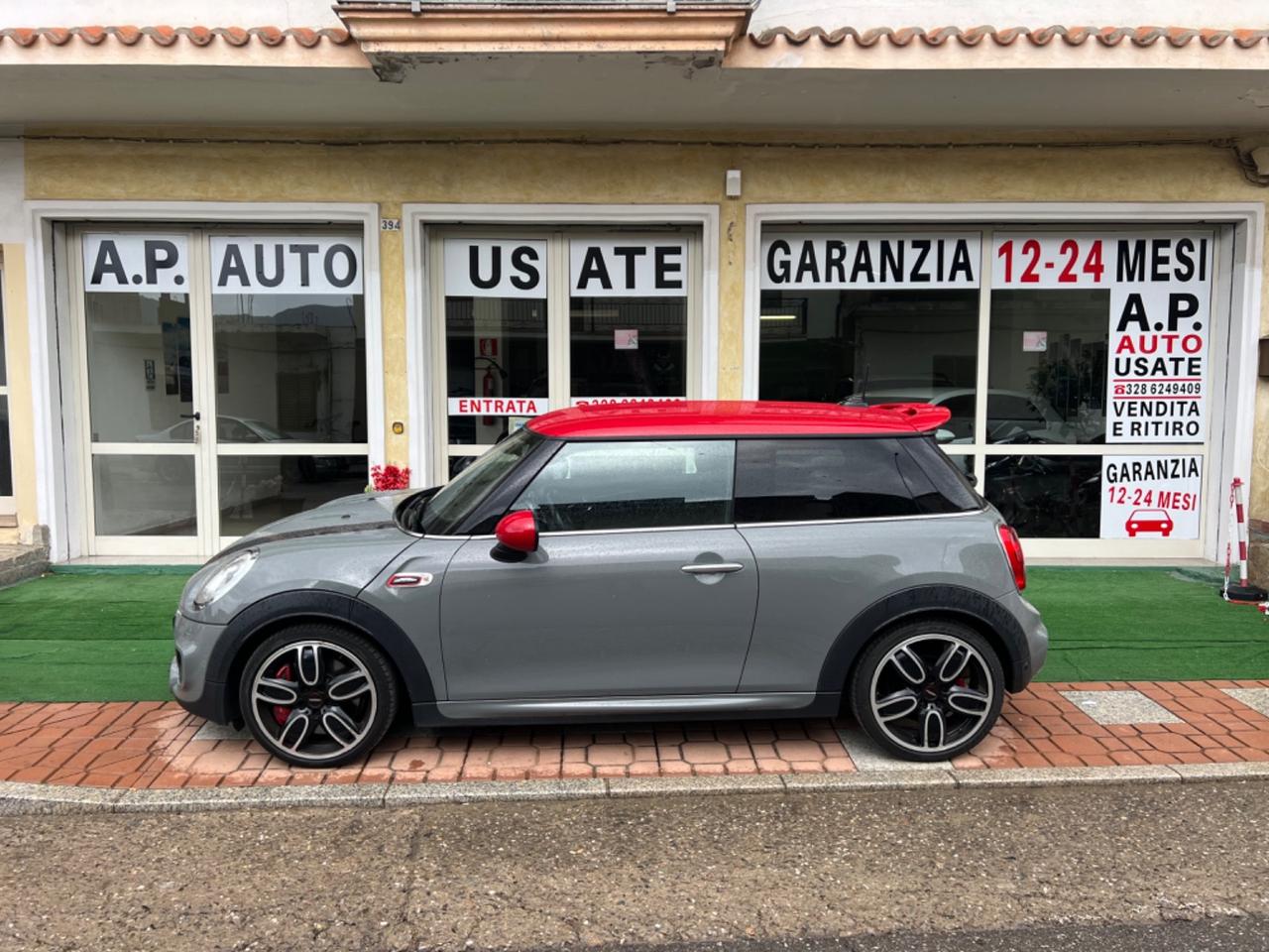 Mini John Cooper Works challenge edition