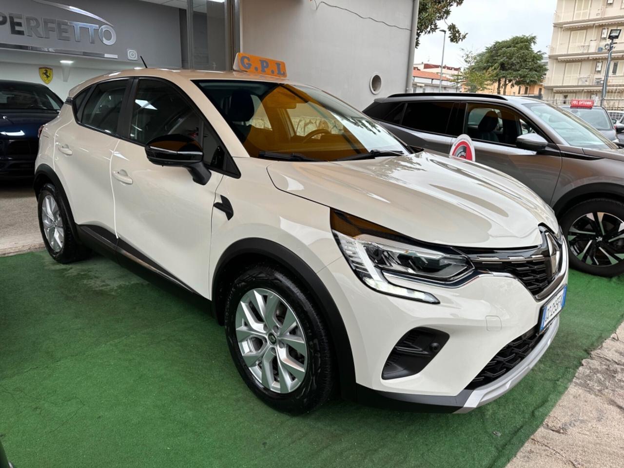 Renault Captur TCe 12V 100 CV GPL Intens