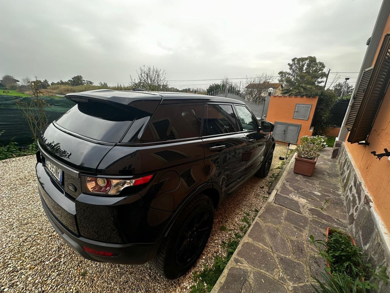 Land Rover Range Evoque Black Edition