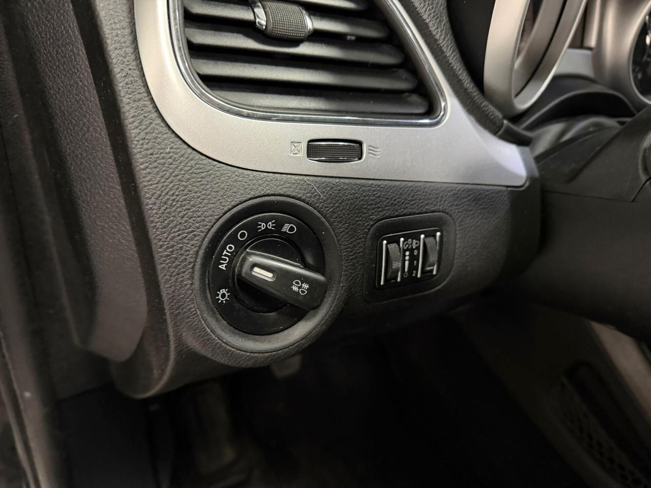 Fiat Freemont 2.0 MJT 7 POSTI FULL 2012