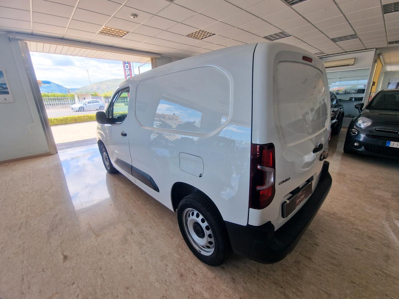 Opel Combo Cargo 1.5 diesel 10Q