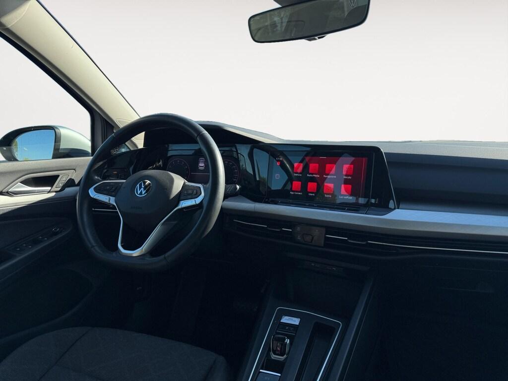Volkswagen Golf VIII 2020 1.0 eTSI 110CV DSG Life (MHEV)