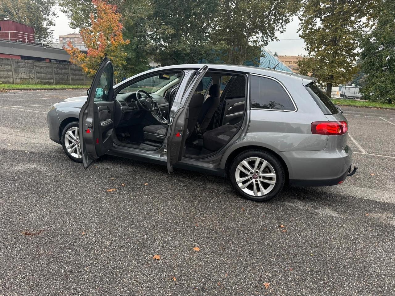 Fiat Croma 2.2 MPI 16V EMOTION