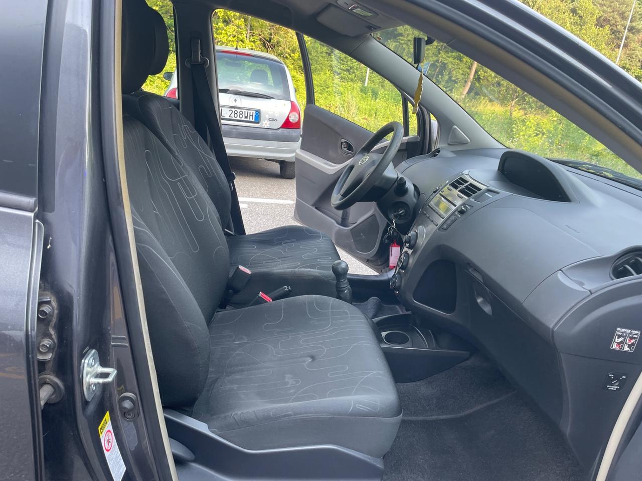 Toyota Yaris 1.0 5 porte *Solo 85000km*Neopatentati*