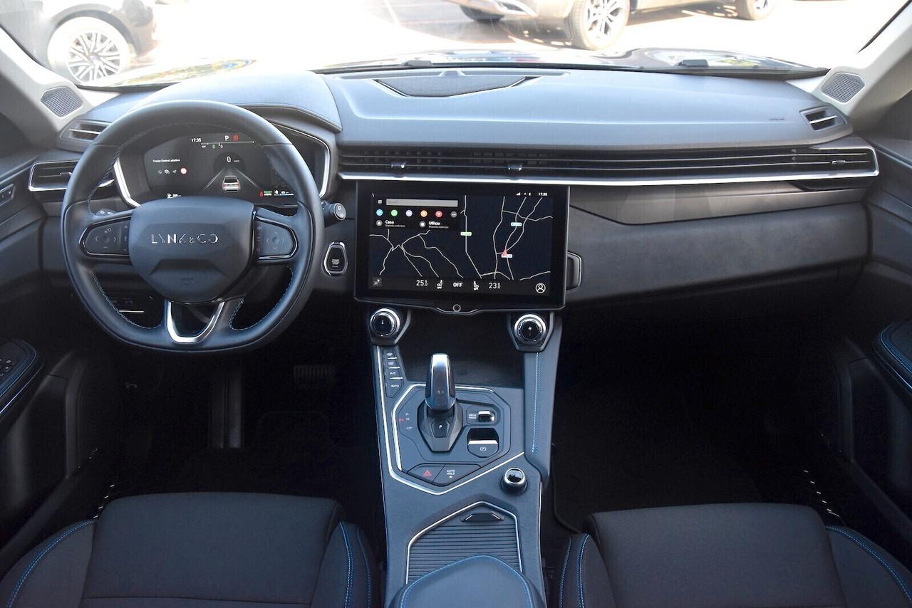 Lynk&co 01 PHEV Auto