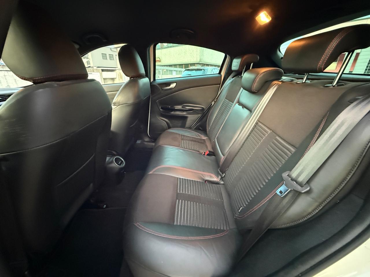Alfa Romeo Giulietta 2.0 JTDm-2 140 CV Exclusive