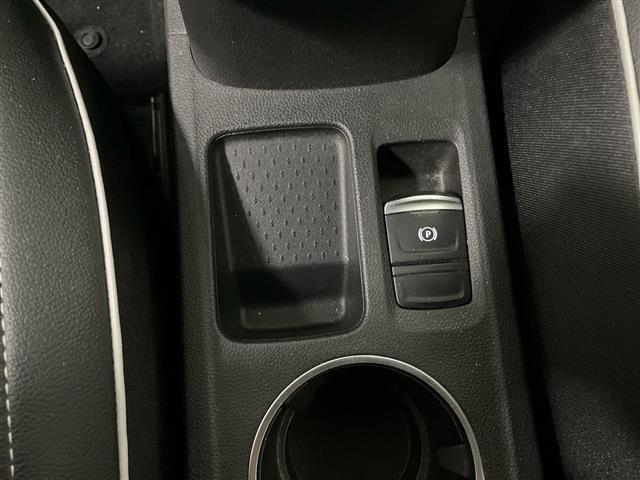 RENAULT Captur 1.5 Blue dCi 115cv Intens EDC