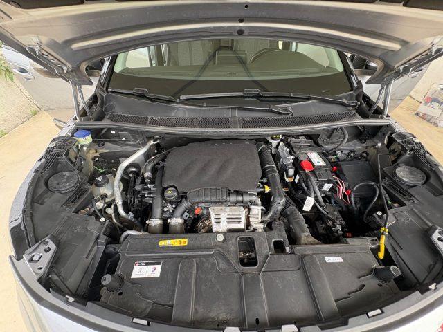 PEUGEOT 3008 PureTech 130 Allure POCHI CHILOMETRI TENUTA BENE