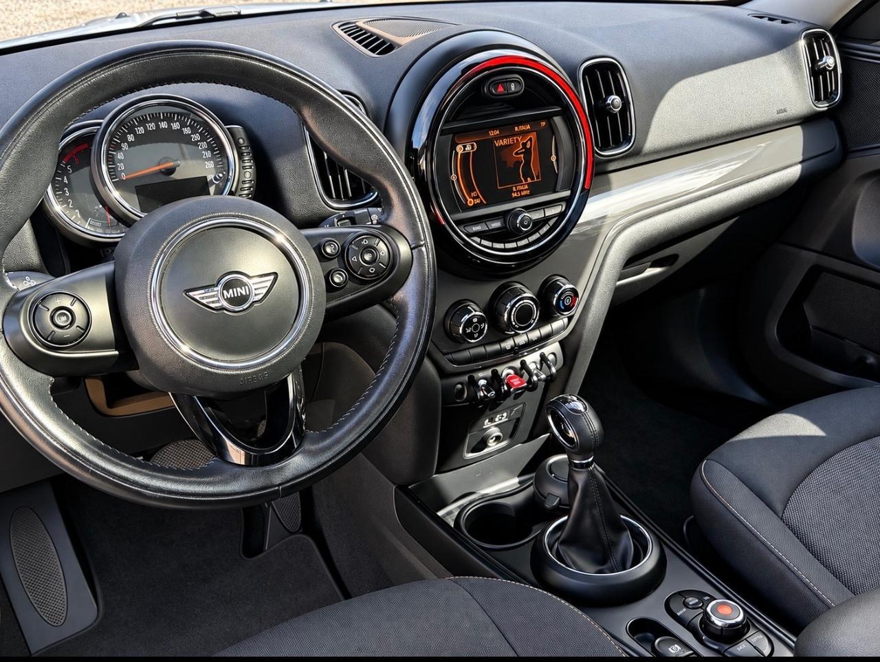 Mini Cooper Countryman D automatica