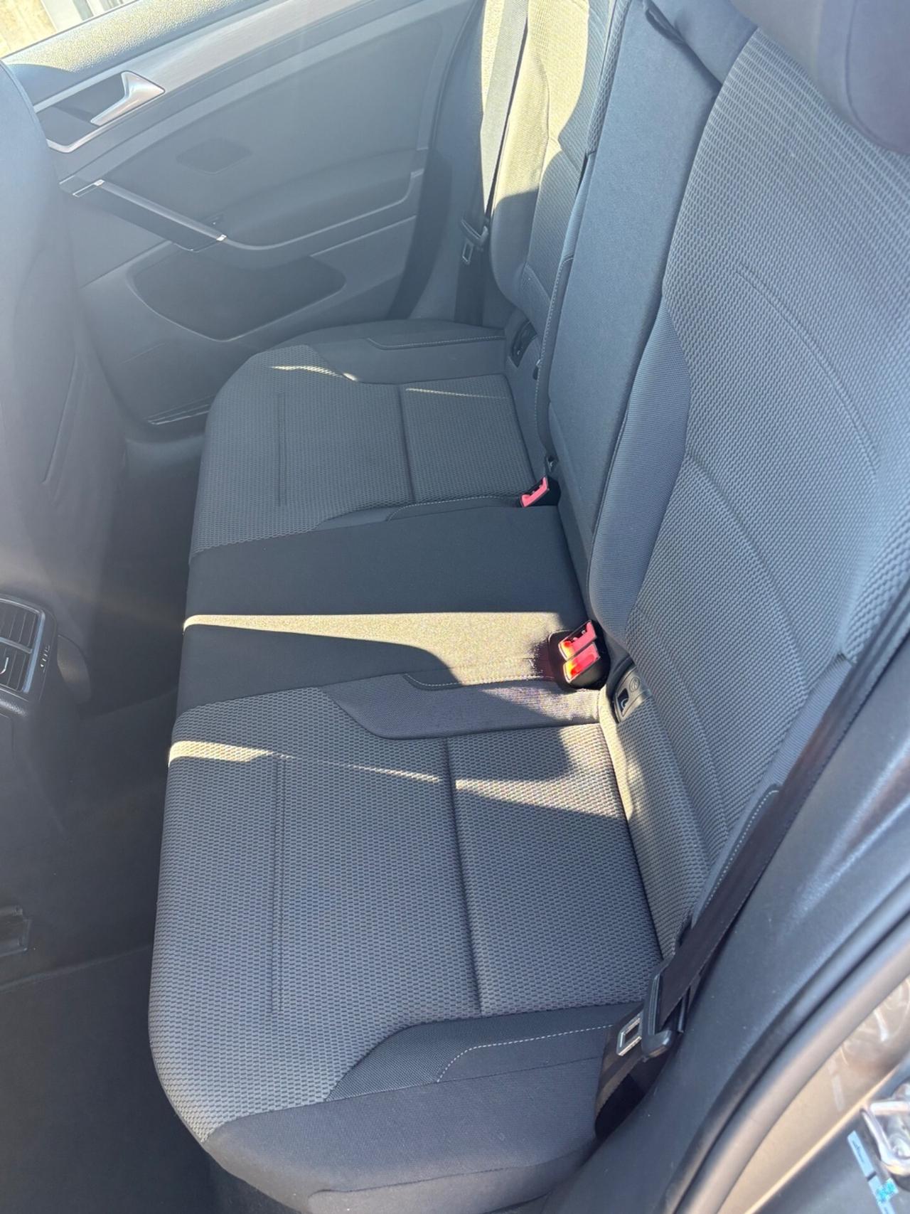 Volkswagen Golf Business 1.6 TDI 5p. Comfortline B