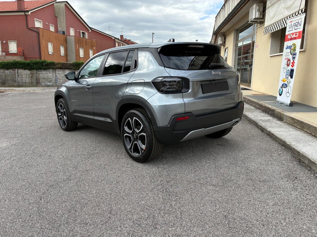 Jeep Avenger 1.2 Turbo 110 CV MHEV Summit