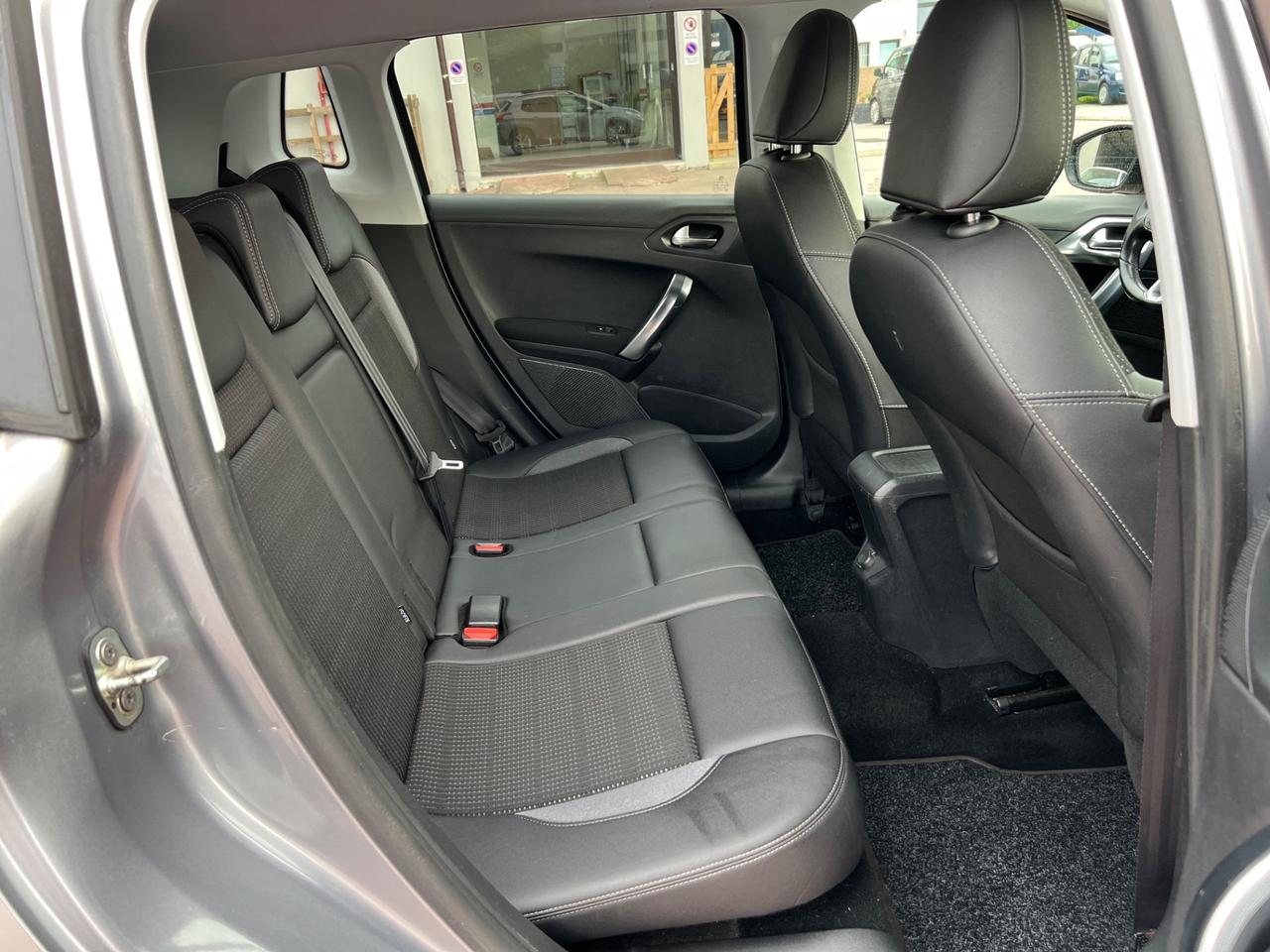 Peugeot 2008 1.6 e-HDi 92 CV Stop&Start Allure