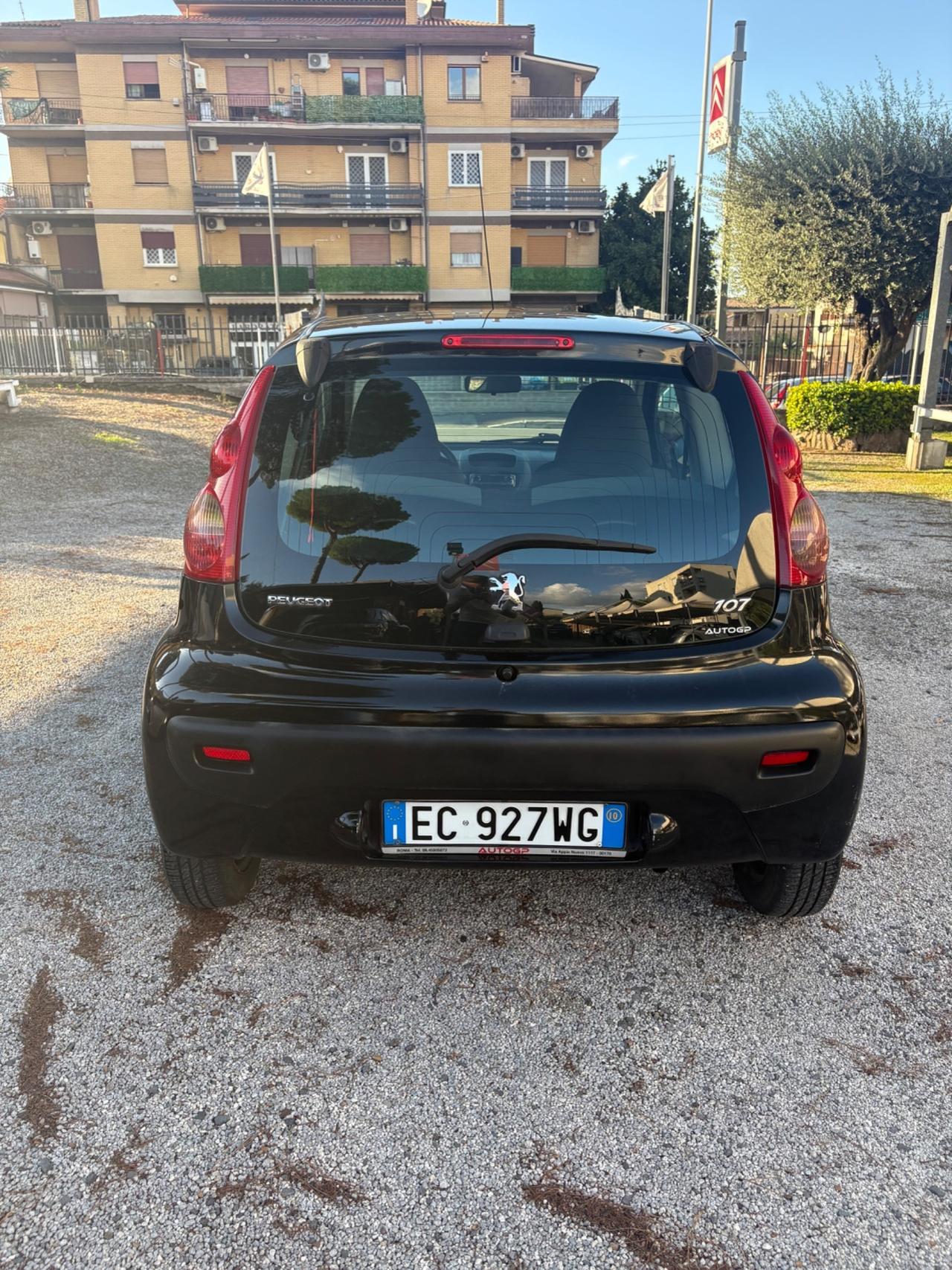 Peugeot 107 1.0 benzina neopatentati
