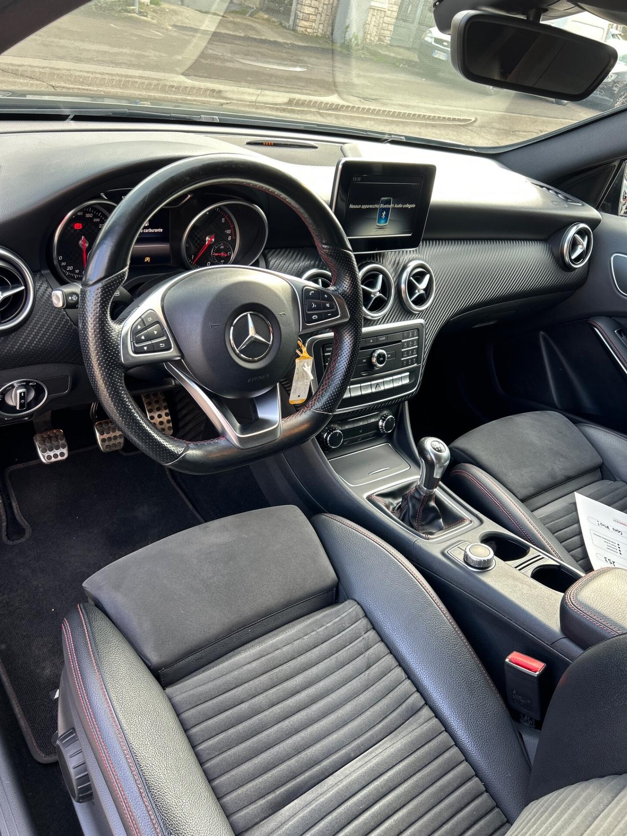 Mercedes-benz A160d Premium AMG -2017