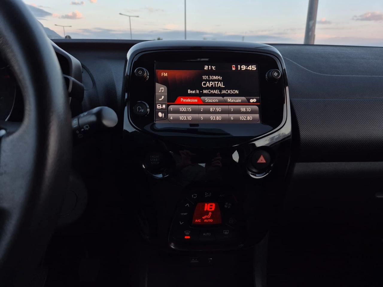 Citroen C1 VTi 72 S&S 5 porte Shine