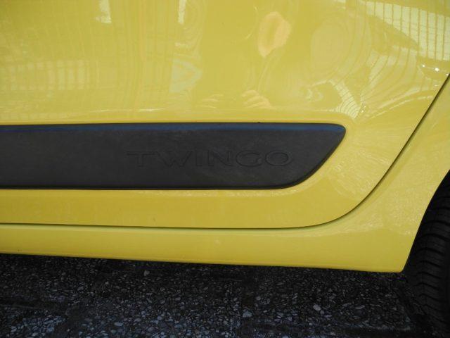 RENAULT Twingo 1.0 SCe Zen 5p. - OK NEOPATENTATI - "DA VETRINA"
