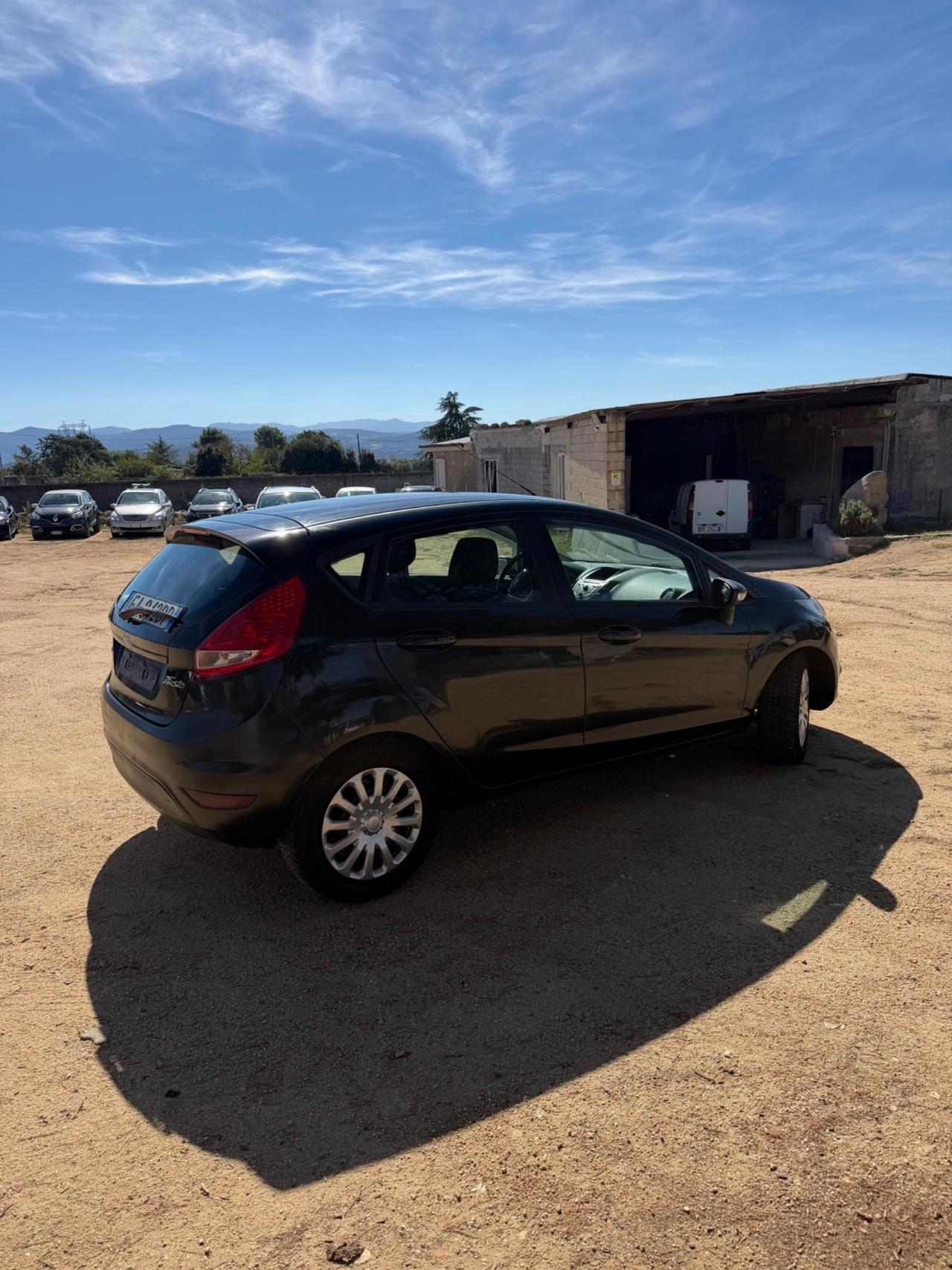 Ford Fiesta 1.4 TDCi 68CV 5 porte Titanium